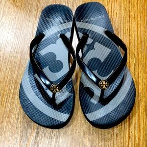 Tory Burch flip flops size 6